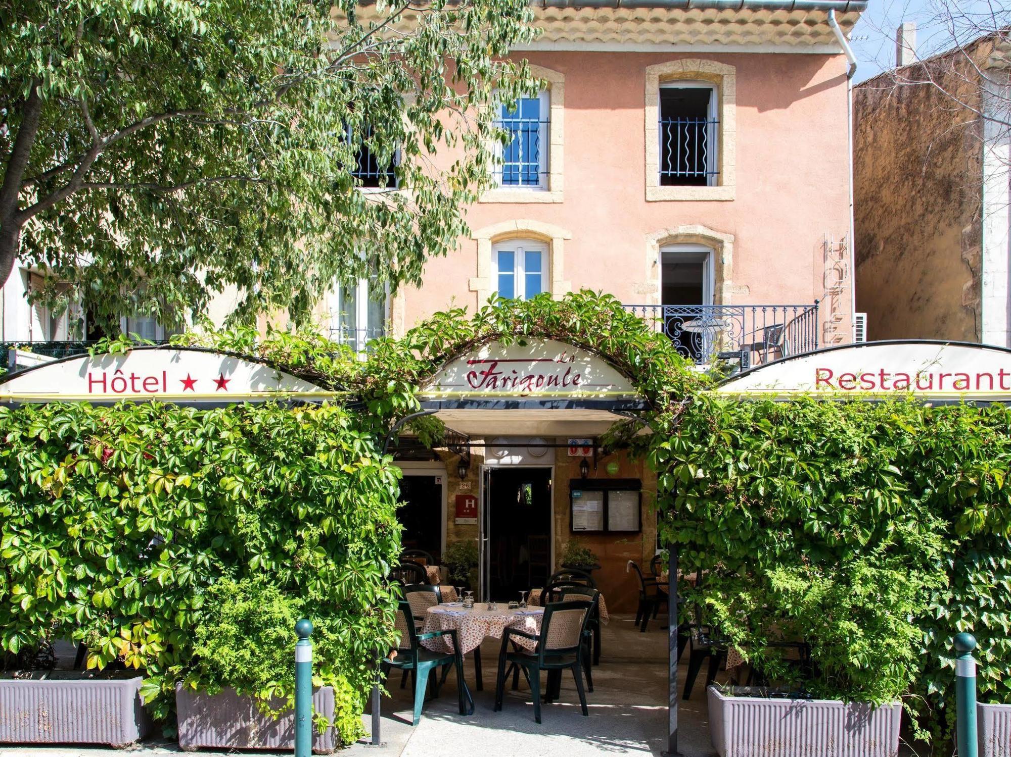 Logis Hotel Restaurant La Farigoule Sainte-Cecile-les-Vignes Bagian luar foto
